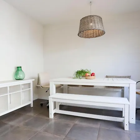 Ponti Rossi Sunny Apartment