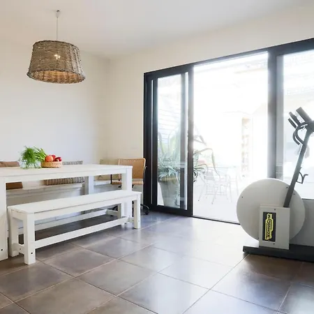 Ponti Rossi Sunny Apartment Naples